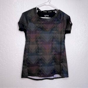 DAKINE WOMENS BIKE SHIRT SIZE SMALL